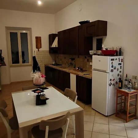 Pochi Passi Dal Mar Nettuno